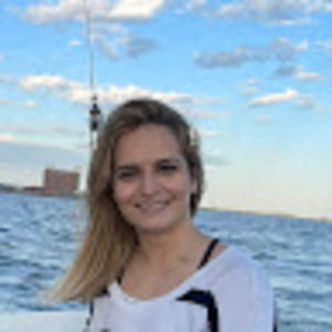 Meet your Posher, Ada